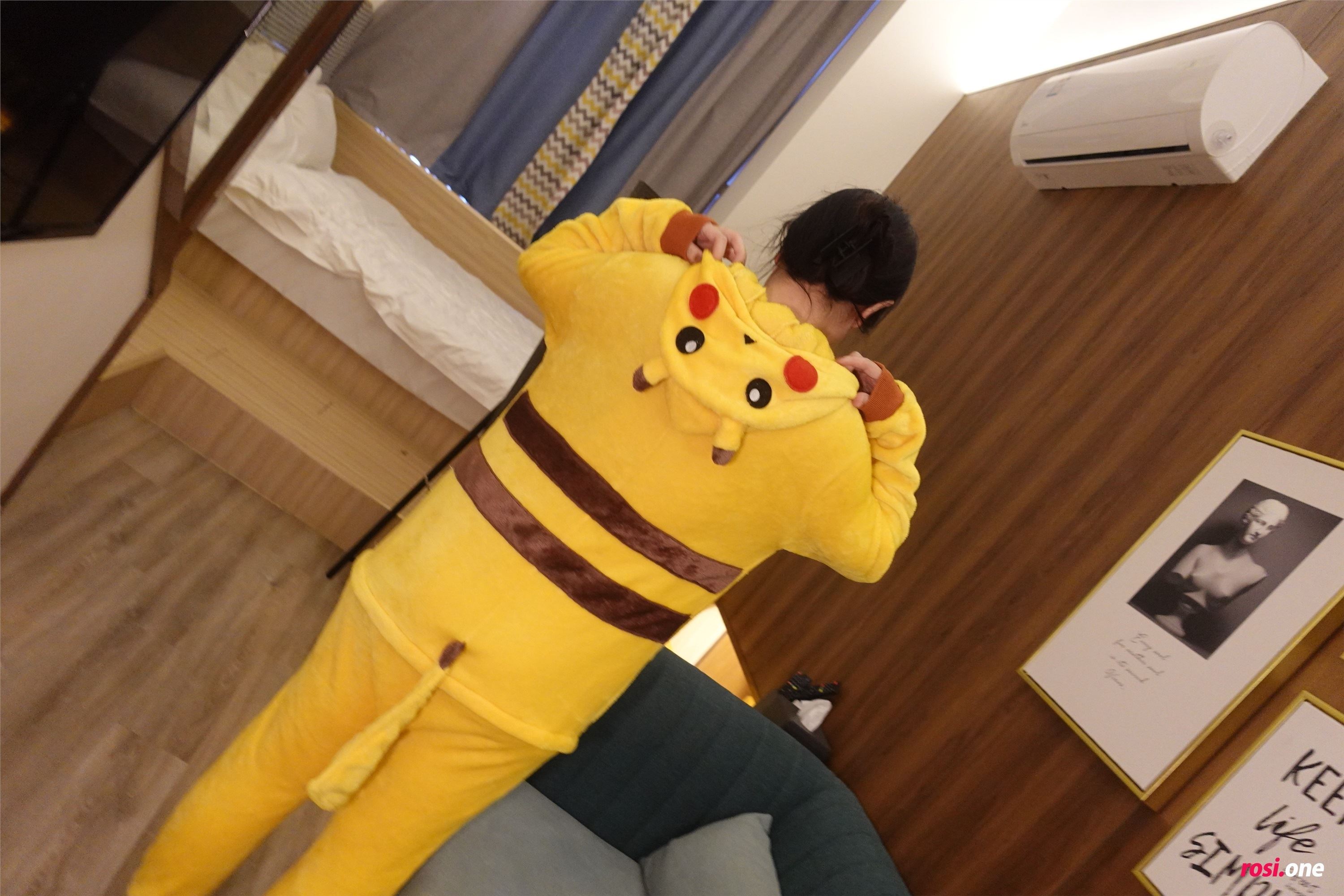 ROSI写真 2021.11.13 NO.3631